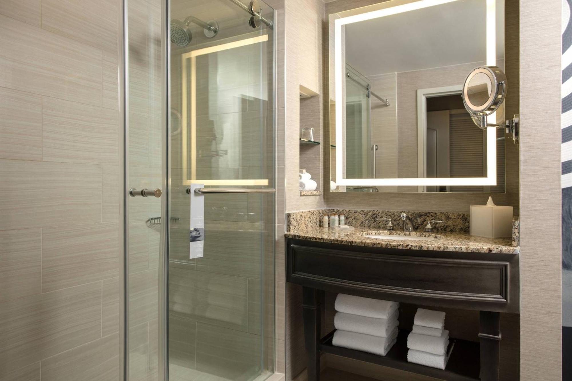 Renaissance Tampa International Plaza Hotel Eksteriør billede
